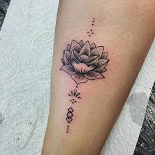 125 Best Flower Tattoos Designs Ideas And Meanings 2019 Guide Beautiful Flower Tattoos Flower Tattoo Tattoos For Women