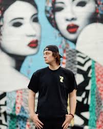 Holli True (@hollitrue) · Eugene, OR