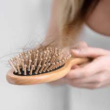 Comprendre la perte des cheveux :. Se Soigner La Chute De Cheveux Chez Les Femmes Conseils Ufc Que Choisir