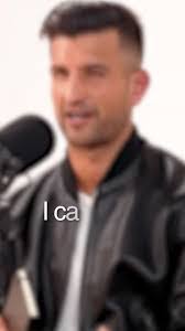 Lisa Larkins's Instagram, Twitter & Facebook