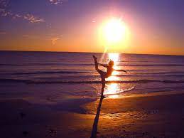 Yoga Beach Wallpaper High Quality With Hd Desktop 1920x1440 Px 382 94 Kb Beach Sunset Images Sunset Beach Pictures Sunset Pictures
