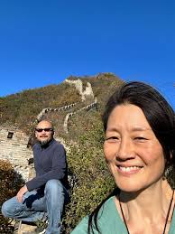 What a Wall! A friend and I went back to Sancha the other day, the village  where once upon a time we each rented a country house at the foot of the