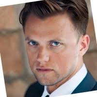 Jill Midkiff's Instagram, Twitter & Facebook