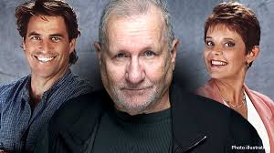 'Married... with Children' star Ed O'Neill airs dirty laundry with former  co-star Amanda Bearse