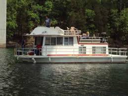 2001 horizon 16 x 70 widebody. Houseboat For Sale Tennessee