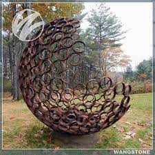 Source Australia Art Large Hollow Metal Sphere For Garden Decoration On M Alibaba Com Garden Art Sculptures Metal Sculptures Garden Metal Garden Art