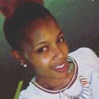 Laurinda Davis's Instagram, Twitter & Facebook