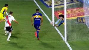 En esta página mostraremos las mejores jugadas y goles del mas grande equipo, boca juniors! De Milagro No Fue Gol De River En El Area De Boca Y Los Hinchas Se Lo Atribuyeron A Maradona Fua El Diego