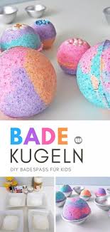 Sprudelnde Badekugeln Fur Kinder Einfach Selber Machen In 2020 Badekugeln Selber Machen Badebomben Selber Gemacht Badekugeln
