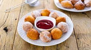 Reteta de gogosi cu lingura sau gogosi cu iaurt am facut saptamana trecuta in varianta live pe pagina noastra de facebook. Gogosi Cu Lingura Spoon Drop Doughnuts Cc Eng Sub Jamilacuisine Youtube