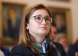 Sie ist die dritte gesprächspartnerin der diesjährigen sommergespräche. April April Aprilscherz Fpo Klubobfrau Marlene Svazek Erwartet Ihr Erstes Kind Salzburg