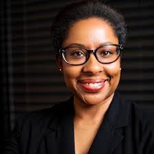 Mia Hooper's Instagram, Twitter & Facebook