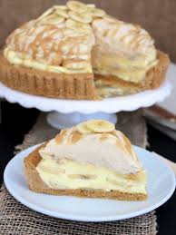 Aside from the mouthwatering pic, i was intrigued by the idea that peanut butter cream pie, which i've always thought of as a distinctly american dessert, has traveled to the ends of the earth to delight hungry people down under. Peanut Butter Banana Cream Pie The Bakermama
