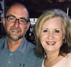 Dexter Oates's Instagram, Twitter & Facebook