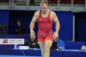 Get to know your apple watch by trying out the taps swipes, and presses you'll be using most. Weltmeisterschaften In Budapest Tag 2 Deutscher Ringer Bund E V