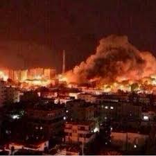 وحسب فرانس برس فإنّ هناك دمار في أبنية عدة في قطاع غزة، بينما يتصاعد دخان أسود من عدد من الأماكن بعد غارات جوية مكثفة. ØºØ²Ù‡ ØªØ­Øª Ø§Ù„Ù‚ØµÙ R30314377 Twitter