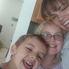 Heather Nault's Instagram, Twitter & Facebook