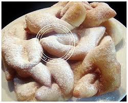Bugnes Legeres Et Moelleuses Recette Bugnes Preparation Gateau Gateaux Et Desserts
