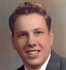 Roberta Flora's Instagram, Twitter & Facebook