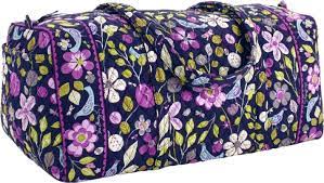 The vera bradley patterns are trendy and fun with so many bags to choose from. Vera Bradley Bag Vera Bradley Xl Duffel Floral 104 09 Trendme Net