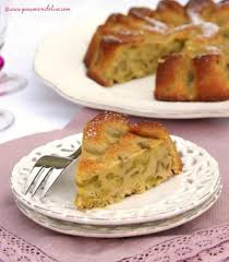 Moelleux A La Rhubarbe Et Amande Recette Dessert Recettes De Cuisine Gateau Rhubarbe