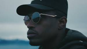 Oakley x Pas Normal Studios Kollektion