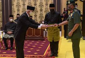 Saksikan siaran langsung majlis angkat sumpah anggota kabinet baharu bagi jawatan menteri dan timbalan menteri kabinet. Guan Dee Angkat Sumpah Timbalan Menteri Persekutuan Suara Perak