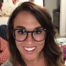 Kristen Leininger's Instagram, Twitter & Facebook