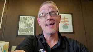 We Have A Winner In Stephen Arnold Music's Guitar Giveaway