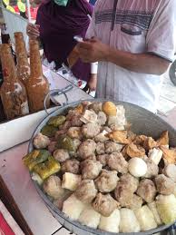 Dari Halte Ke Halte On Twitter Bubur Ayam Depan Indomaret Samping Mata Foto Jl Matraman Sptnya Enak Menggiurkan Ada Sate Paru Seporsi Rp 15k Trus Sampingnya Ada Siomay Ikan Tengiri Jatinegara