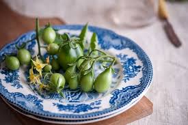 Pickled Green Tomatoes Recipe Quick And Easy White On Rice Couple Recipe Green Tomato Recipes Pickled Green Tomatoes Green Tomatoes