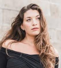 Rachel Paquette's Instagram, Twitter & Facebook