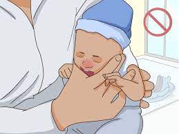 3 Formas De Hacer Eructar A Un Bebe Dormido Wikihow