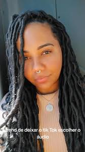 Beth Fernandes (@elizabethfernandes42)