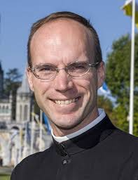 The vice-rector of Lourdes Don Jean-Xavier Salefran will visit Carfin  Grotto during the relics visit and lead us in the Rosary.
