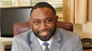 HousersAtWork August Archives