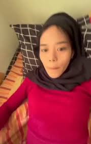 Kerudung Dusta @kerdusrusak_26 - Twitter Profile | Sotwe