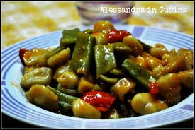 Il nome si deve al fatto che tale leguminosa differisce dalle altre specie proprio perché il suo frutto è interamente commestibile e non occorre limitarsi a consumarne i semi. Alessandra In Cucina Ricette Pensieri E Creativita Di Una Mente Vegana Pagina 3