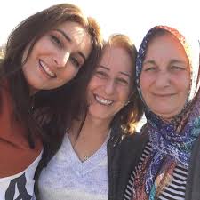 17 Ağustos Parkı Yeni Yüzüyle İlçemize Hayırlı Olsun" Belediye Başkanımız  İshak Sarı; "Göreve geldiğimiz günden itibaren bir dakika bile boş durmadan  çalışacağımızın sözünü verdik. Halkımızın gücünü, Halkımızın desteğini ve  Halkımızın dualarını alarak