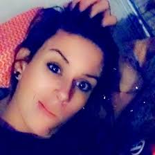 Kate Holifield's Instagram, Twitter & Facebook