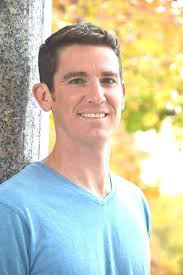 Extra)Ordinary: More Inspirational Stories of Everyday People: Maginn,  Keith: 9780998521619: Amazon.com: Books