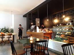 Lieblingscafe Im Juni Aunt Benny In Berlin Friedrichshain Tresen Berlin Cafe