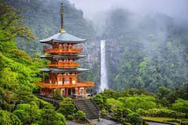 The thought of dancing horses twinkled in my head. Der Seiganto Ji Tempel Japan Geo