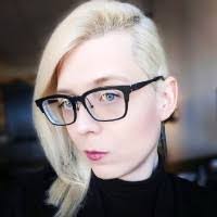 Lenore Kennedy's Instagram, Twitter & Facebook