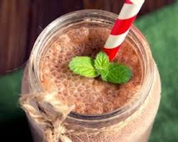 Recette De Milkshake Allege Au Chocolat Et Au Kinder Pingui Recette Recette Milk Shake Smoothie Recette Recettes De Smoothie Sains