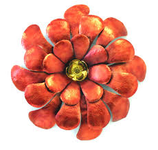 Finishes from metallic gold to handpainted pastels will give your display a striking edge. Flower Plant Metal Wall Art Metal Wall Art Contemporary Art Range Brilliant Wall Art