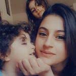 Ofelia Hahn's Instagram, Twitter & Facebook