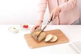 It does not show the build, but is a. Chopping Board For Bread Large Profile Brabantia
