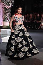Breathtaking Manish Malhotra Designs You Ll Want Buy party wears lehenga suit, crop top lehenga, chaniya choli, bridal ghagra choli & designer lehengas @ best price from g3fashion. breathtaking manish malhotra designs