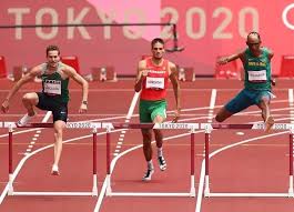 Jun 28, 2021 · la jeune sydney mclaughlin (21 ans) est devenue la première femme à descendre sous les 52 secondes sur le 400m haies, avec un temps record de 5190 lors des sélections américaines dimanche. Xelpnyt0t 1 Fm